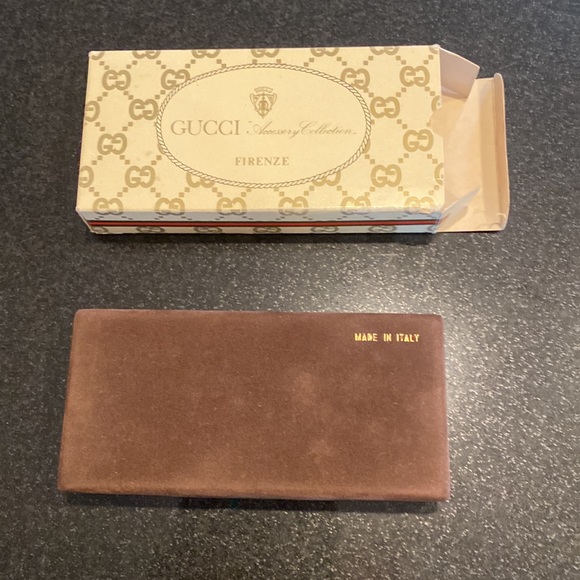 Gucci Women's Watch with bezels - Picture 6 of 13